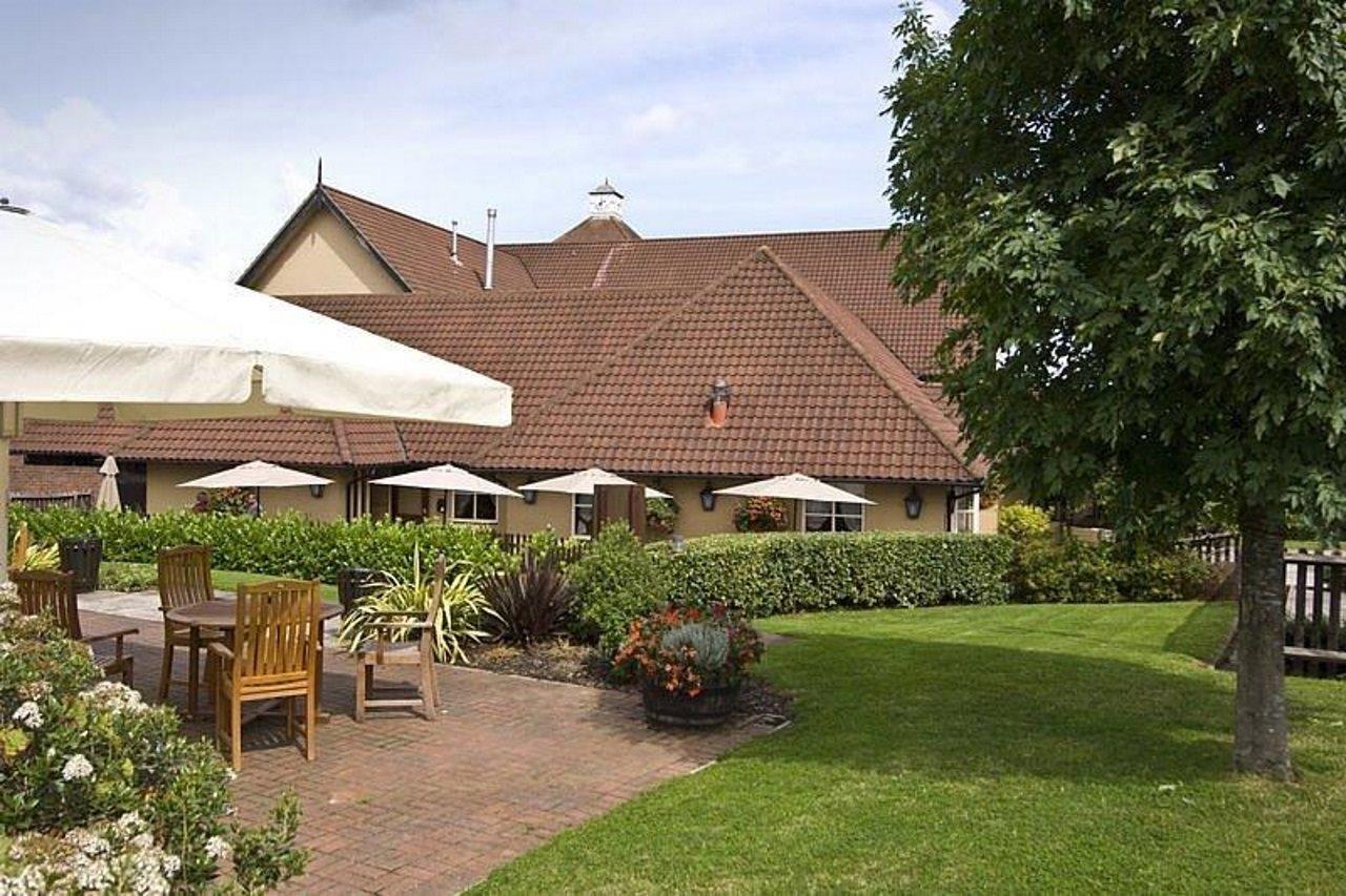 Premier Inn Bristol East Emersons Green Coalpit Heath Exterior photo